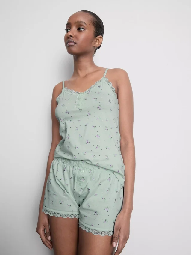 Pitsireunaiset cami-pyjamat