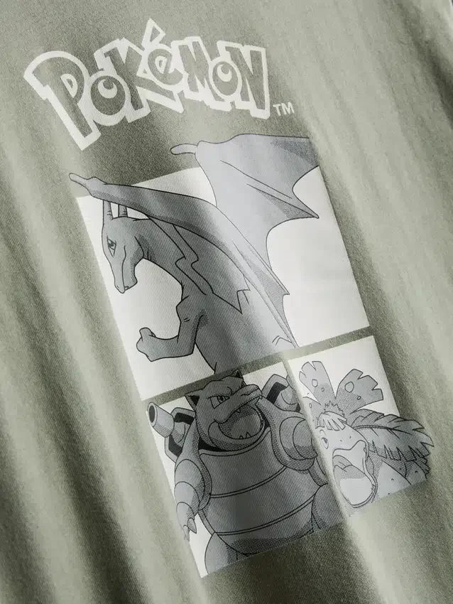 Pokémon-kuvioinen t-paita