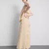 Puhtaasta puuvillasta valmistetut culottes-housut