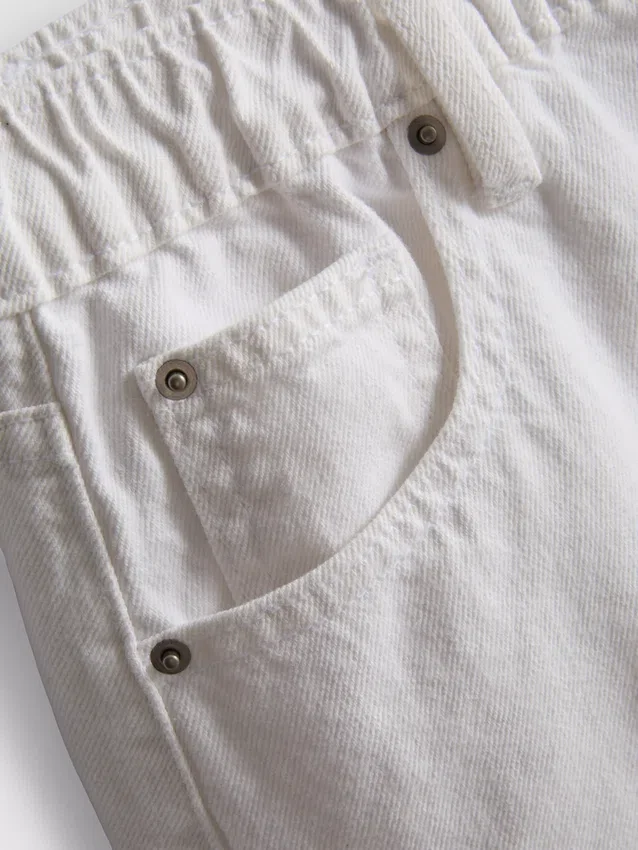 Puuvilladenimiset A-linjaiset shortsit