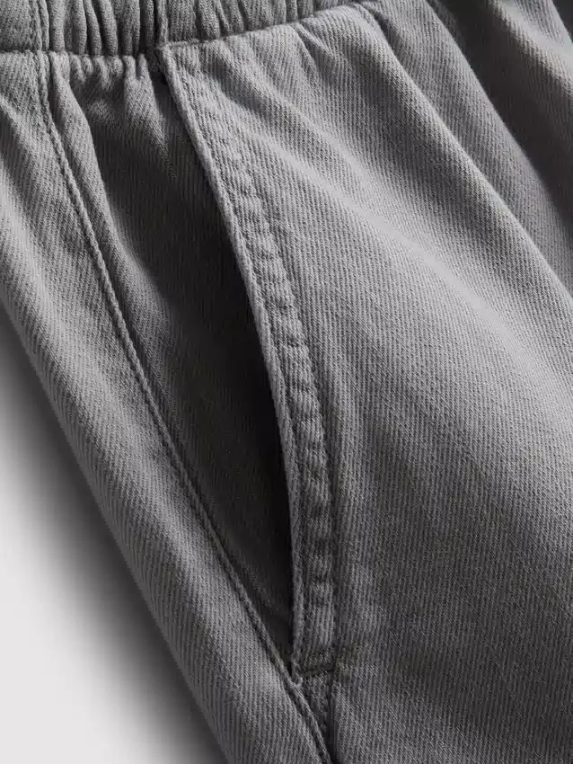 Puuvilladenimiset jogger-shortsit