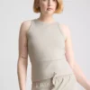 Puuvillainen racerback-toppi