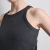 Puuvillainen racerback-toppi