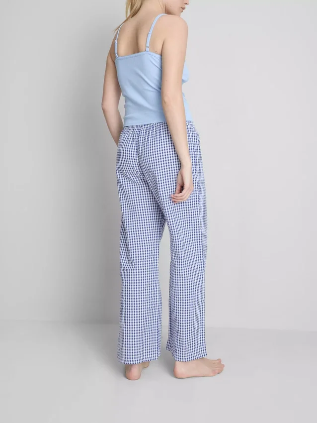 Puuvillaiset gingham-pyjamat