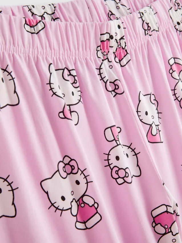 Puuvillaiset Hello Kitty -hahmopyjamat