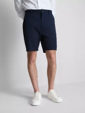 Puuvillapitoiset chino-shortsit
