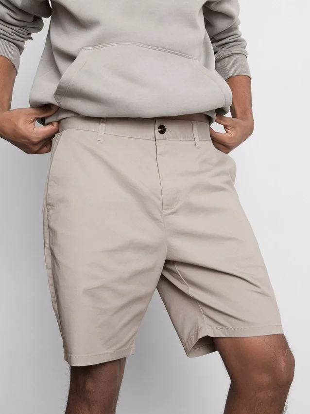 Puuvillapitoiset chino-shortsit