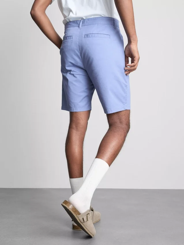 Puuvillapitoiset chino-shortsit