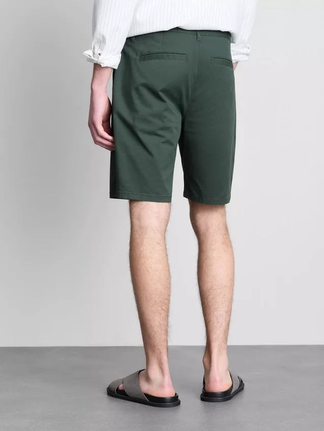 Puuvillapitoiset chino-shortsit