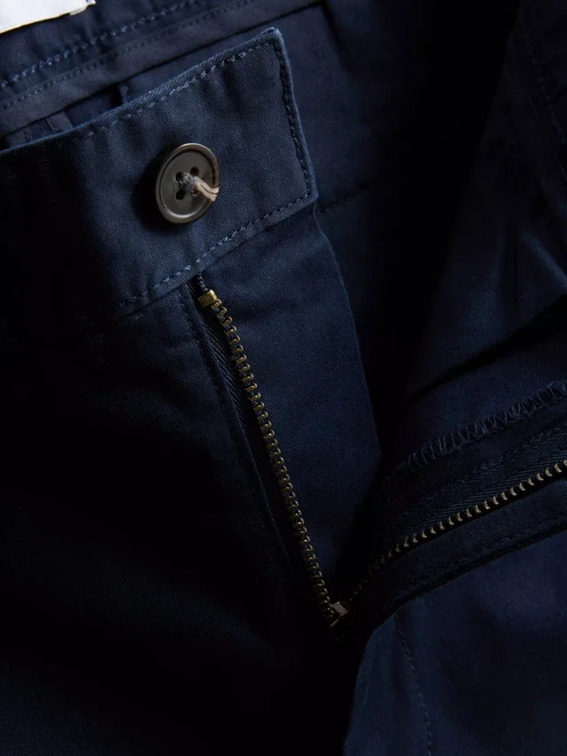 Puuvillapitoiset chino-shortsit