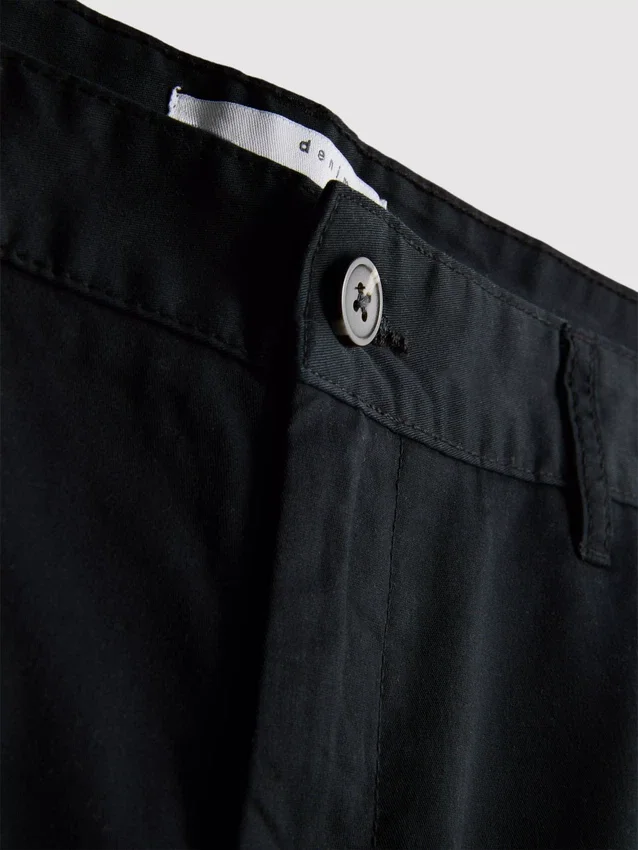 Puuvillapitoiset chino-shortsit
