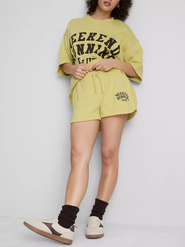 Puuvillapitoiset juoksukerhon shortsit
