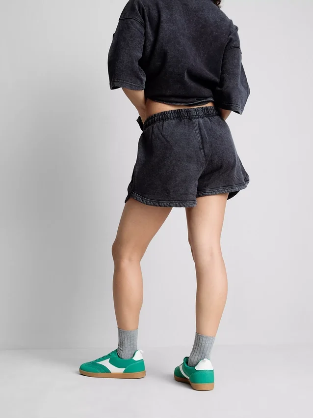 Puuvillapitoiset juoksukerhon shortsit