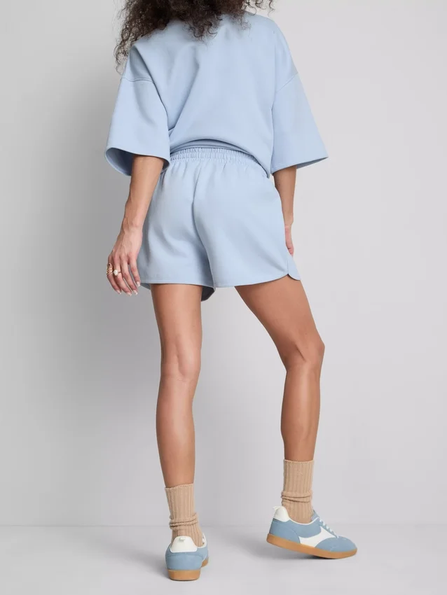 Puuvillapitoiset rennot NYC-shortsit