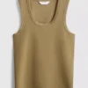 Pyöreäkaulainen racerback-toppi