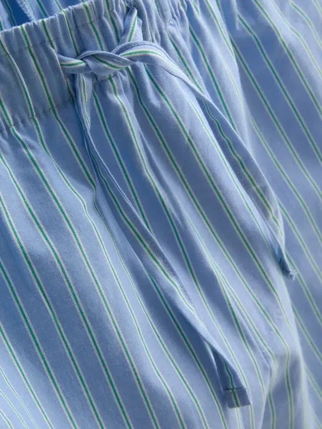 Raidallinen lyhyt pyjamasetti