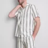 Raidallinen pyjaman paita