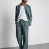 Raidalliset popliiniset pitkät pyjamat