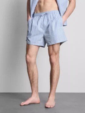 Raidalliset pyjamat-shortsit