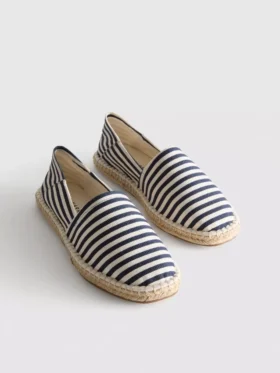 Raidalliset slip-on-mules-kengät