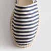 Raidalliset slip-on-mules-kengät