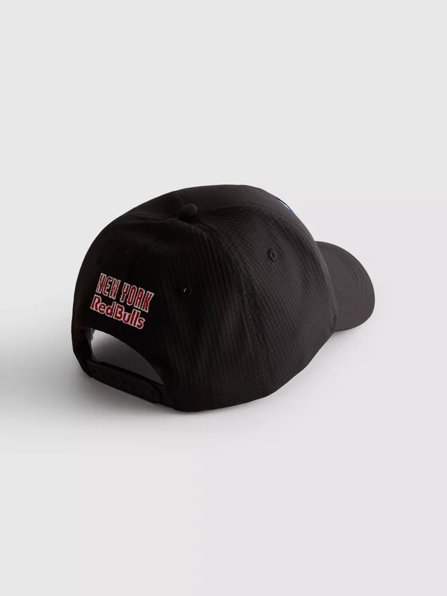 Red Bull -baseball-lippis