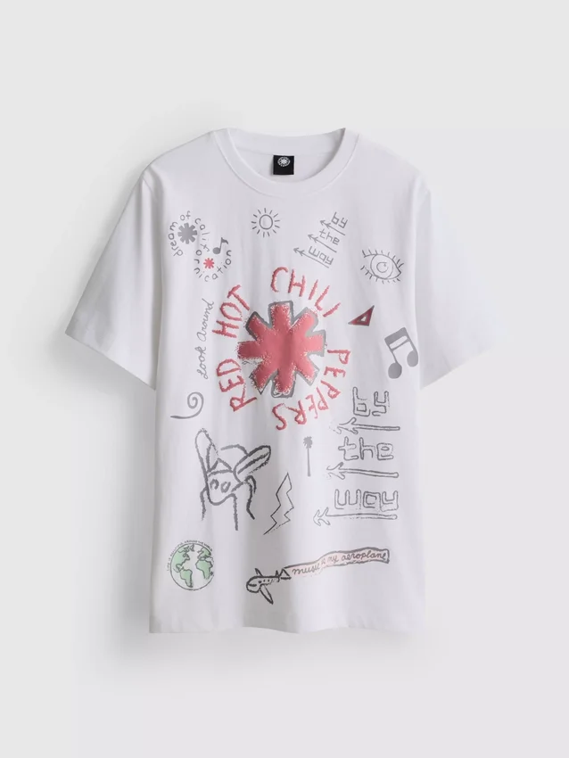 Red Hot Chili Peppers -kuvioinen t-paita