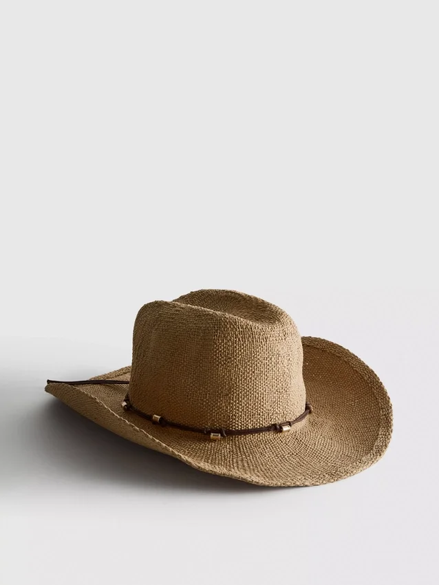 Reunustettu olkikowboyhattu