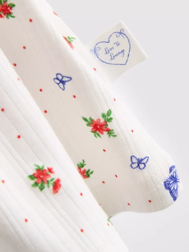 Ribbattu perhoskuvioinen pyjamatoppi