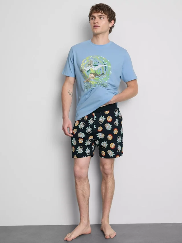 Rick ja Morty -pyjamasetti
