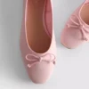Rusettikoristeiset ballerinat