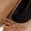 Rusettikoristellut ballerinamatalat kengät