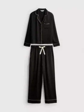 Satiinipäällysteinen boyfriend-pyjamasetti