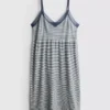 Saumaton mini-slip-mekko