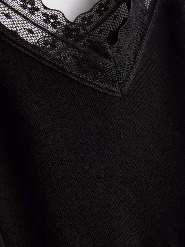 Saumaton mini-slip-mekko