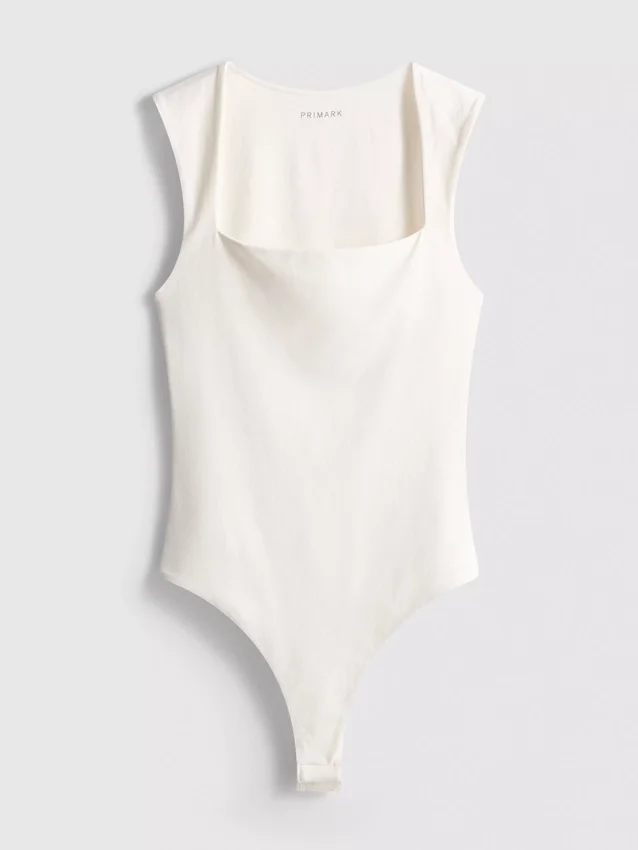 Saumaton neliönkaulainen body