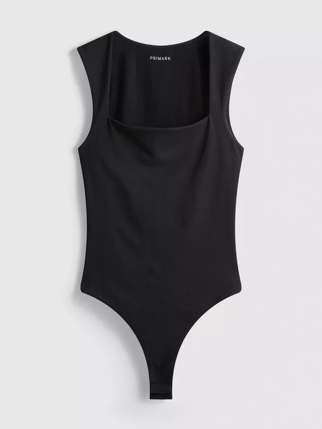 Saumaton neliönkaulainen body