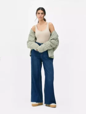 Saumaton ribbineuleinen body