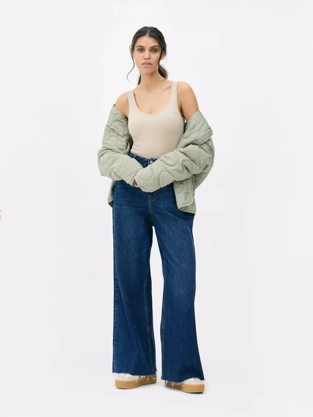 Saumaton ribbineuleinen body