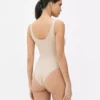 Saumaton ribbineuleinen body
