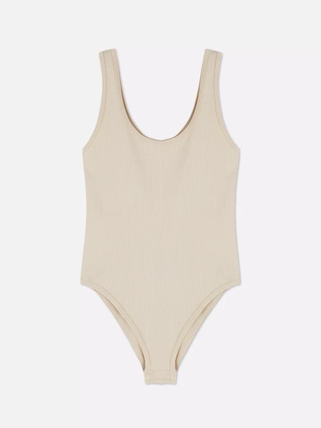 Saumaton ribbineuleinen body