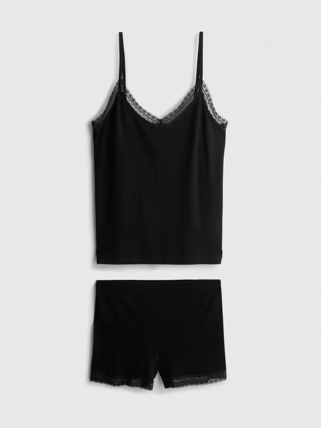 Saumattomat cami-lyhythousupyjamat