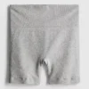 Saumattomat, ribbineulotut urheilushortsit