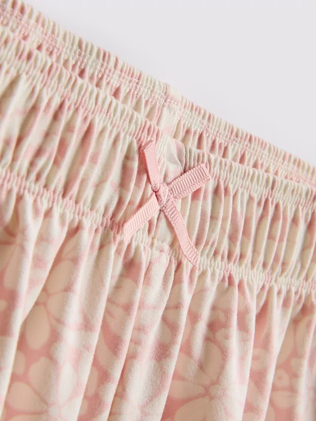 Shortsit ja cami-pyjamat