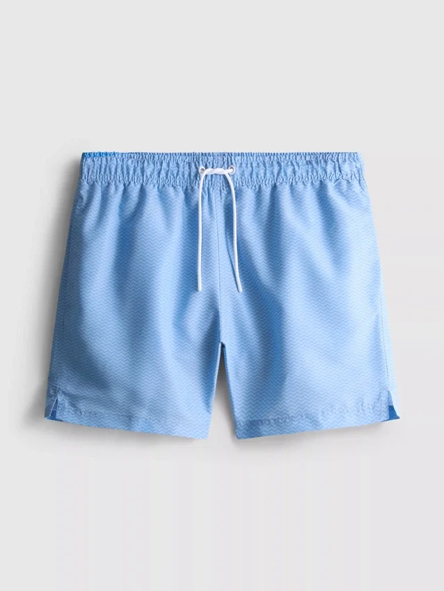 Siksak-kuvioiset shortsit