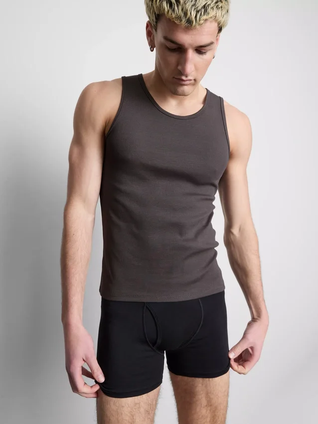 Slim fit -mallinen ribbattu tankkitoppi