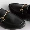 Snaffle-yksityiskohdalla varustetut loaferit