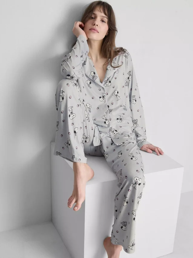 Snoopy-kuvioiset boyfriend-pyjamat