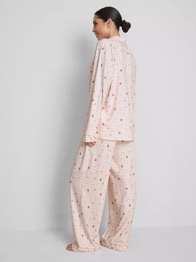 Stacey Solomonin ruudulliset boyfriend-pyjamat