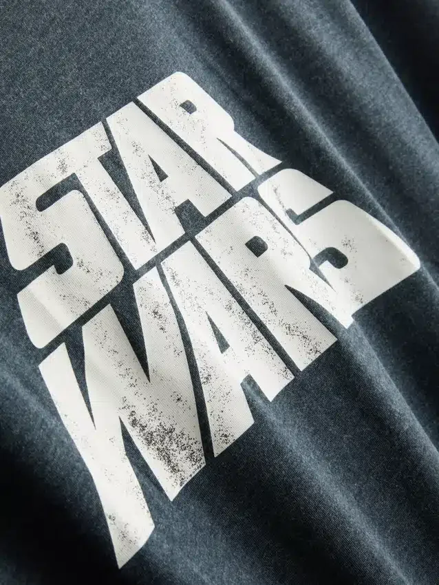 Star Wars -logolla varustettu T-paita